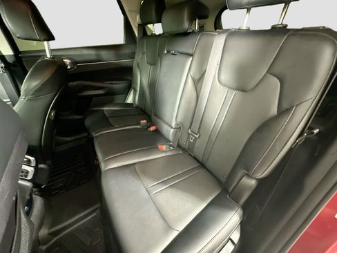 Used 2021 Kia Sorento S image 22