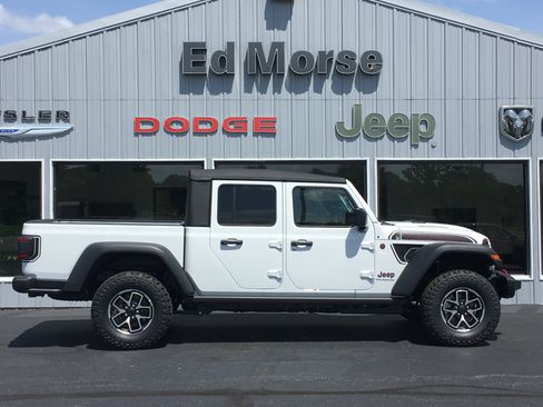 New 2026 Jeep Gladiator Rubicon AWD/4WD image 2