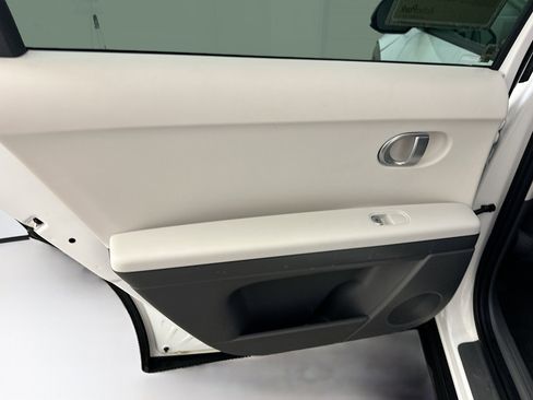 Used 2024 Hyundai Ioniq 5 SEL image 27