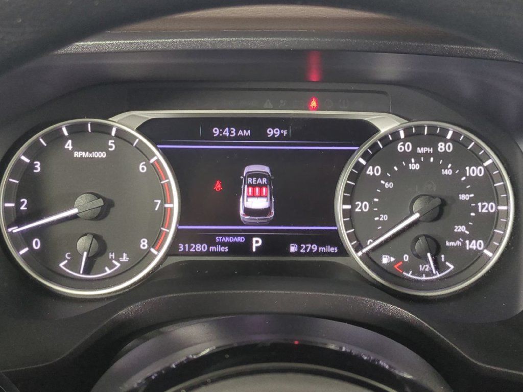 Used 2023 Nissan Rogue SV FWD image 33