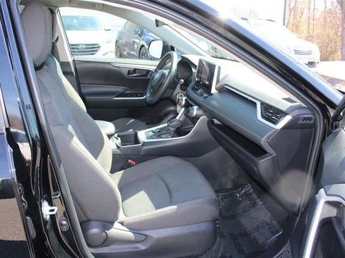 Used 2025 Toyota RAV4 LE image 13