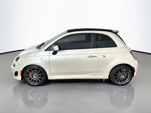 Used 2018 FIAT 500 Abarth w/ Popular Equipment Package FWD image 3
