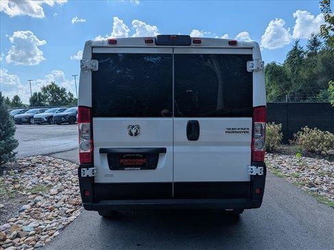 Used 2025 RAM ProMaster 2500 w/ U-Haul Equipment Group FWD image 4
