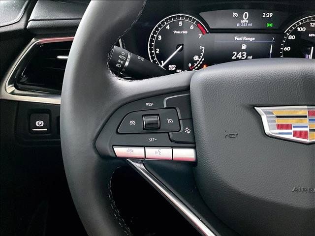 Certified 2025 Cadillac XT6 Luxury FWD image 20