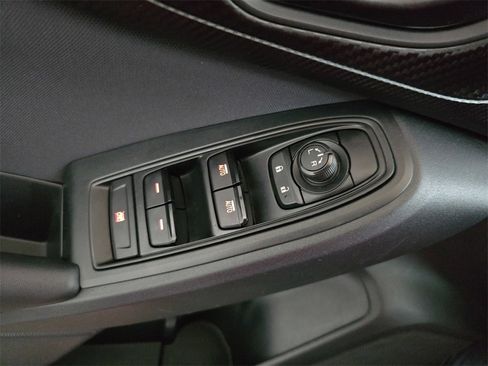 Used 2018 Subaru Crosstrek 2.0i Premium image 27