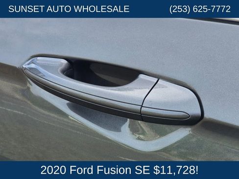 Used 2020 Ford Fusion SE FWD image 25