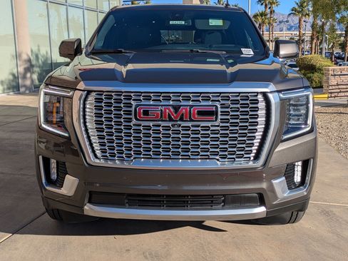 Certified 2021 GMC Yukon XL Denali image 8