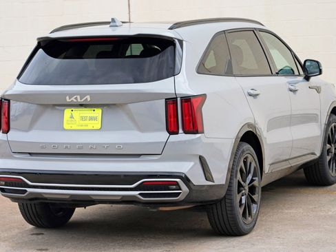 Used 2022 Kia Sorento SX FWD image 51