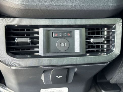 New 2026 Ford F350 Platinum image 18