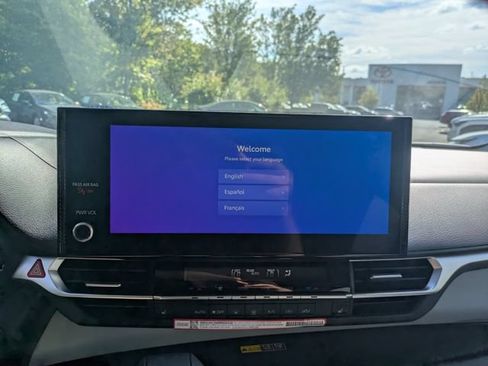 New 2026 Toyota Sienna XLE AWD/4WD image 24