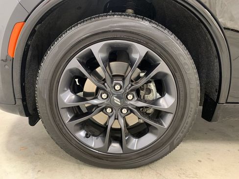 Used 2023 Dodge Durango R/T w/ Blacktop Package AWD/4WD image 2