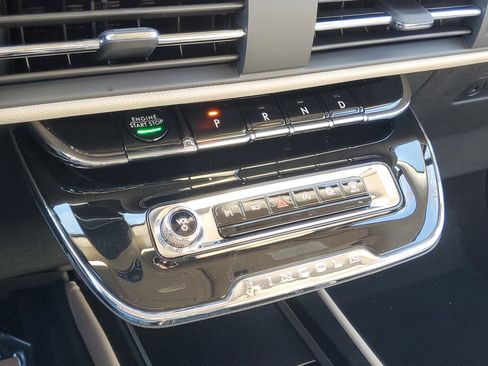 New 2026 Lincoln Corsair Premiere image 22