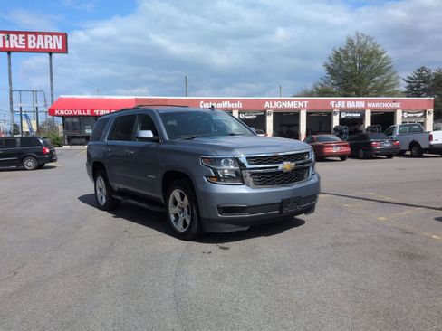 Used 2016 Chevrolet Tahoe LT image 2
