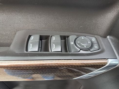 Used 2020 Chevrolet Silverado 1500 RST image 27