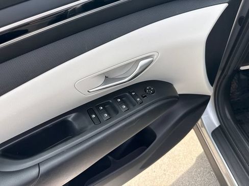 Certified 2023 Hyundai Tucson SEL AWD/4WD image 11