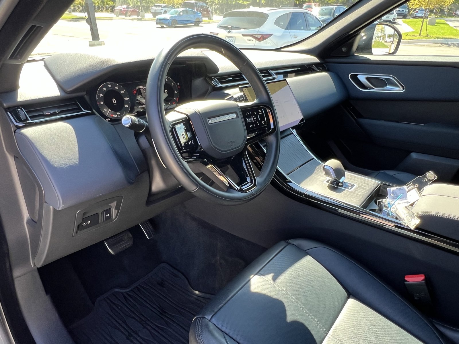 Used 2024 Land Rover Range Rover Velar Dynamic SE AWD/4WD image 16