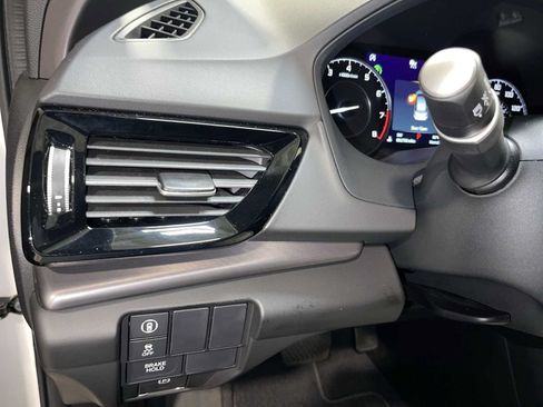 Certified 2026 Acura RDX SH-AWD image 24