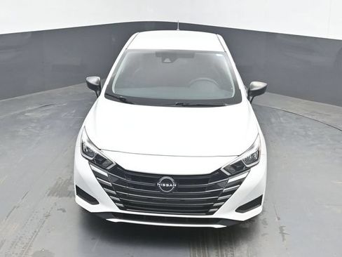 Used 2023 Nissan Versa S FWD image 32