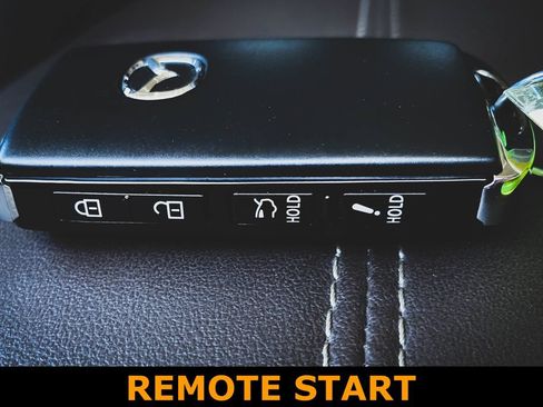 Used 2021 MAZDA CX-30 AWD 2.5 S w/ Premium Package image 12