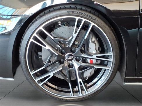 Used 2020 Audi R8 V10 performance image 7