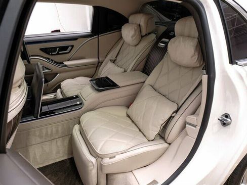 Used 2023 Mercedes-Benz Maybach S 680 4MATIC image 29