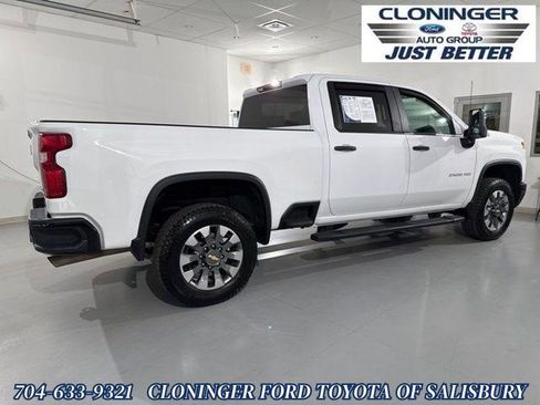 Used 2024 Chevrolet Silverado 2500 Custom w/ Custom Value Package image 14