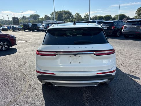Used 2022 Lincoln Corsair Reserve w/ Elements Package FWD image 6