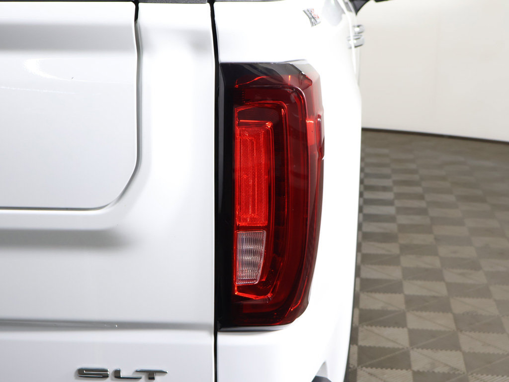 Used 2022 GMC Sierra 1500 SLT w/ SLT Convenience Package AWD/4WD image 85