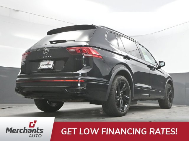 Used 2024 Volkswagen Tiguan SE R-Line AWD/4WD image 38
