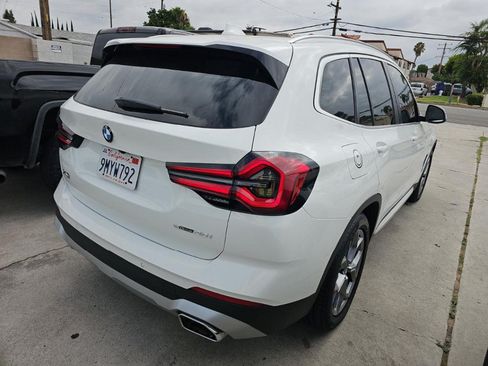 Used 2024 BMW X3 sDrive30i w/ Premium Package RWD image 2