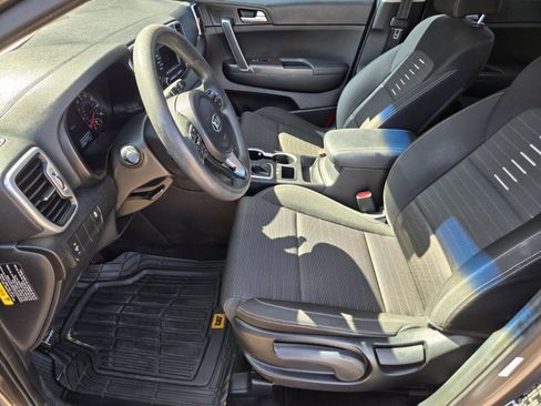 Used 2018 Kia Sportage LX FWD image 6