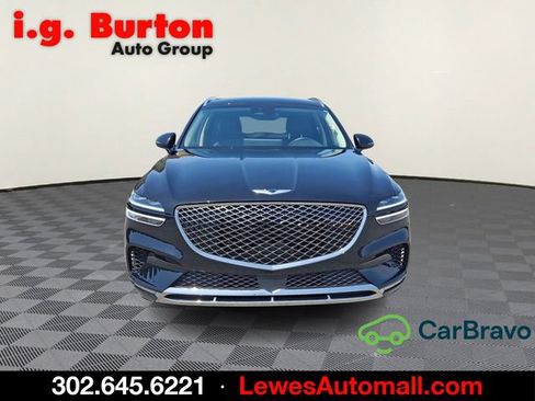 Used 2025 Genesis GV70 2.5T AWD/4WD image 2