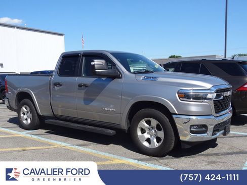 Used 2025 RAM 1500 Big Horn RWD image 2