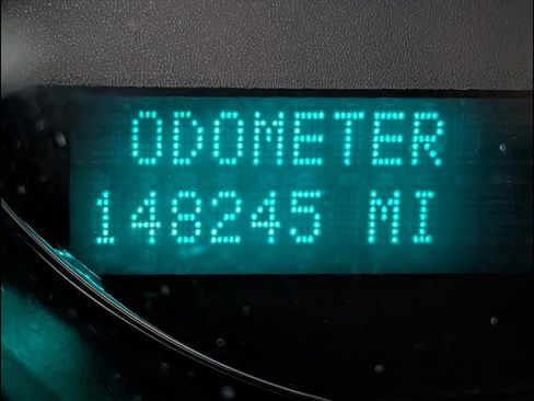 Used 2013 GMC Sierra 2500 Denali w/ Suspension Package, Off-Road image 11