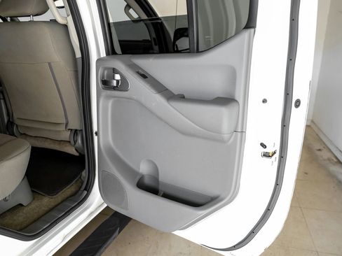 Used 2018 Nissan Frontier SV w/ Value Truck Package image 37