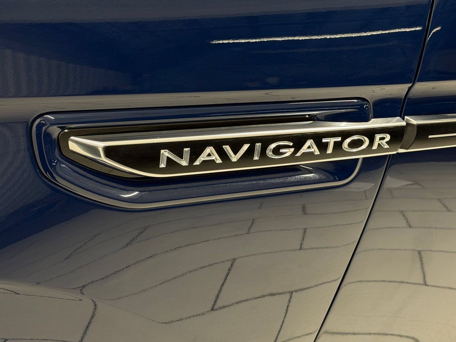 Used 2020 Lincoln Navigator L Black Label AWD/4WD image 36