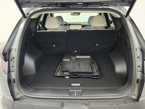 Used 2025 Hyundai Tucson Limited AWD/4WD image 22