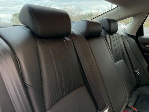 Certified 2021 Honda Accord EX-L image 37