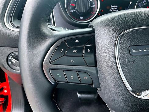 Used 2018 Dodge Challenger SXT w/ Sound Group image 11