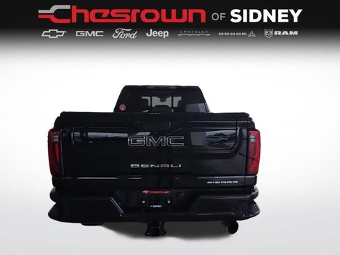 Used 2025 GMC Sierra 2500 Denali Ultimate AWD/4WD image 6