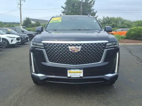Used 2023 Cadillac Escalade ESV Premium Luxury AWD/4WD image 2