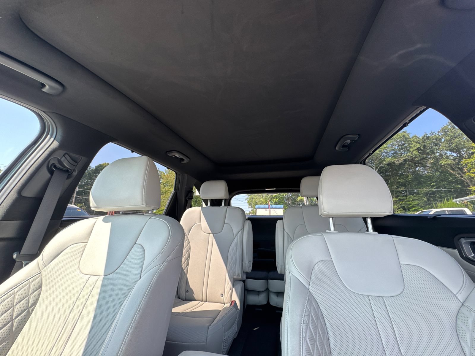 Used 2025 Kia Sorento SX Prestige AWD/4WD image 32