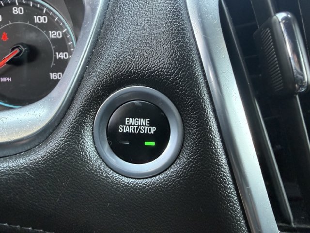 Used 2022 Chevrolet Traverse LT FWD image 21