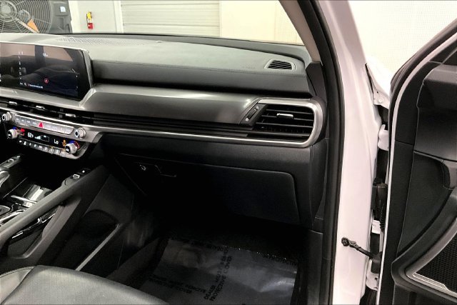 Used 2025 Kia Telluride S AWD/4WD image 19