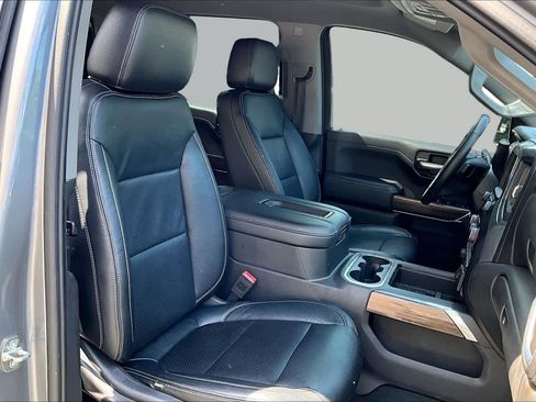 Used 2020 Chevrolet Silverado 1500 RST AWD/4WD image 9