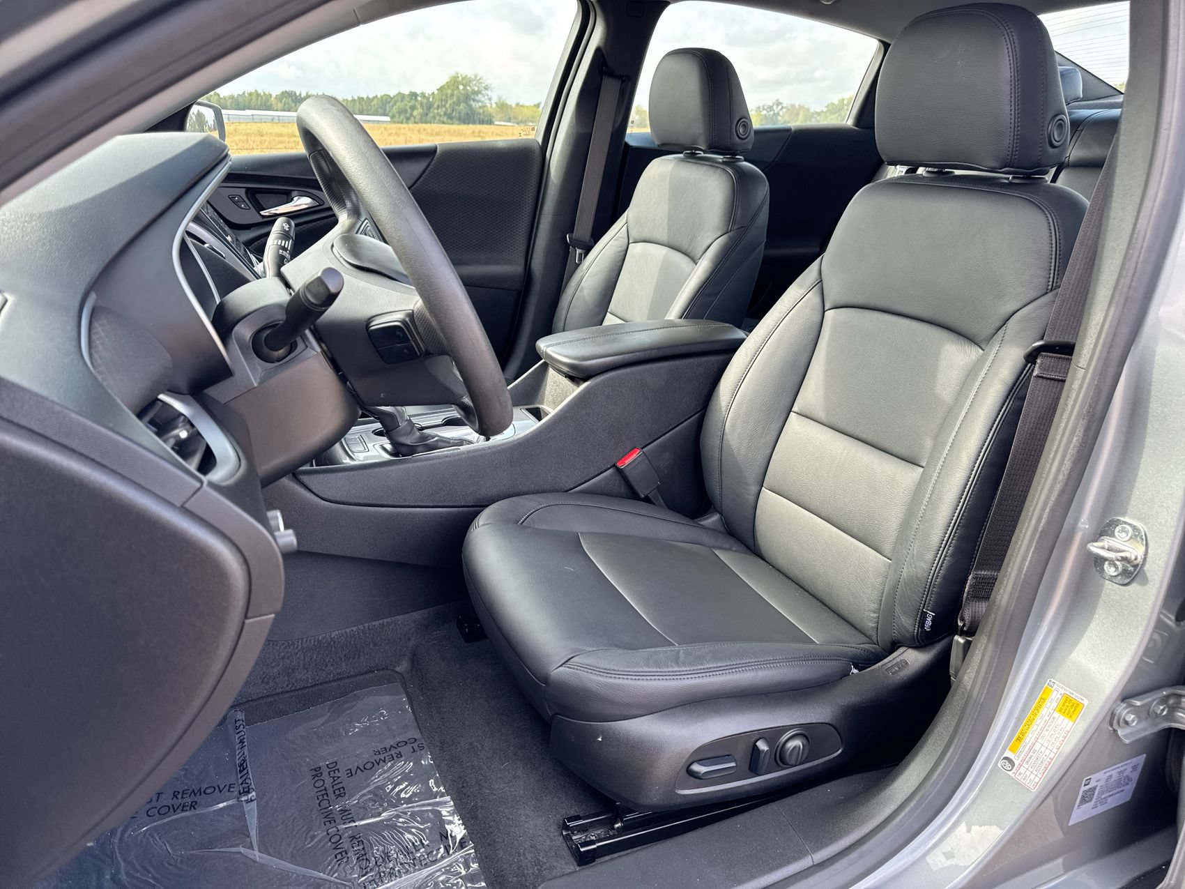 Used 2024 Chevrolet Malibu LT FWD image 11