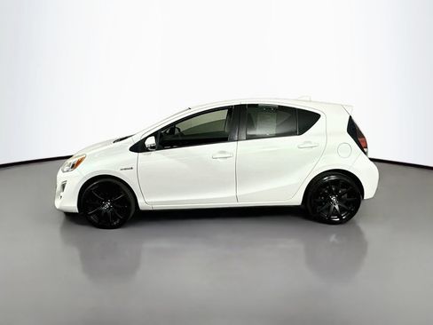 Used 2015 Toyota Prius C One FWD image 5