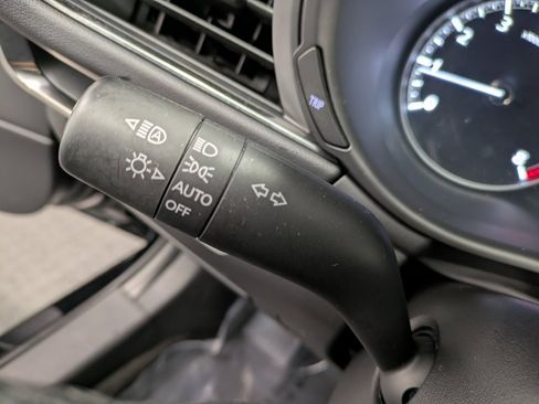 Certified 2025 MAZDA MAZDA3 s image 17