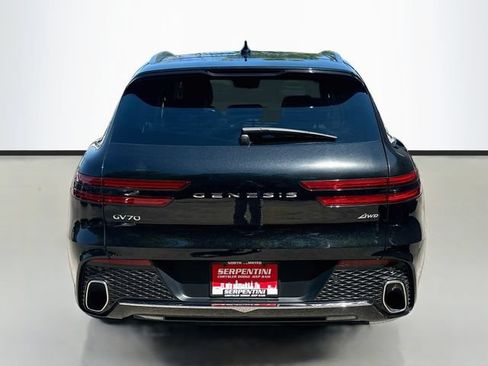 Used 2025 Genesis GV70 2.5T AWD/4WD image 7