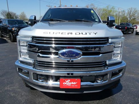 Used 2018 Ford F250 Lariat w/ Lariat Ultimate Package image 9